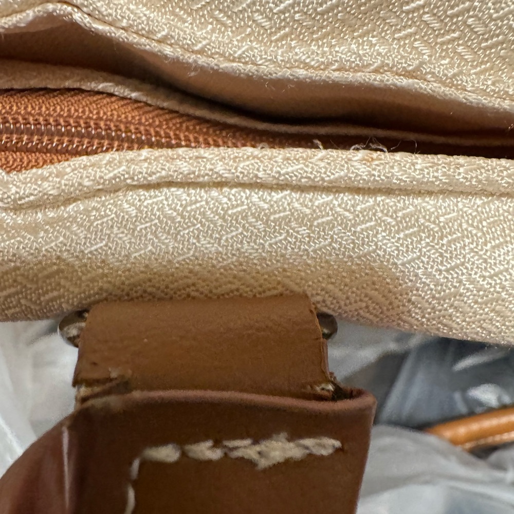 Price for 2-Cream and Brown Backpack Delsey France - Picture 16 of 16